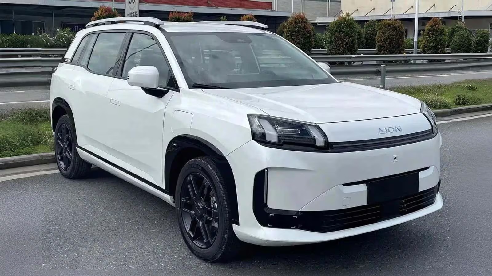 GAC Aion V recebe motor híbrido “EREV” na China