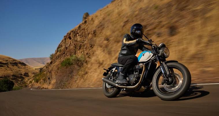 Triumph lança Speed Twin 900 em nova geração: veja o preço