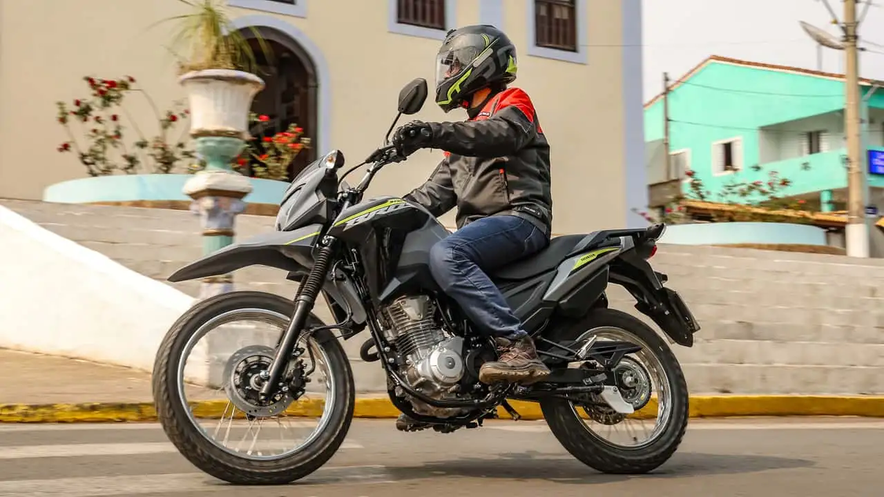 Honda Bros 2026: nova cor e suspensão (veja fotos e preços)