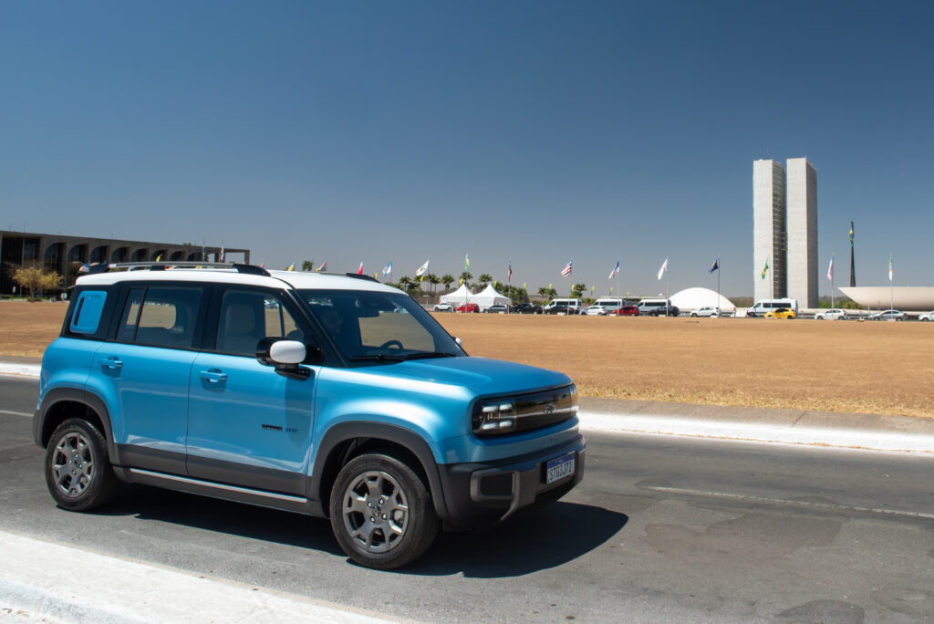 Chevrolet lança primeiro SUV elétrico compacto no país: Spark EUV