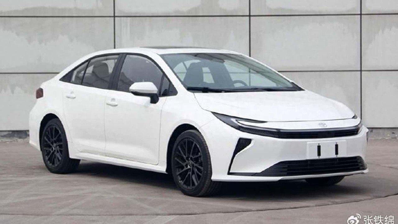 Esse é o visual do novo Toyota Corolla 2026
